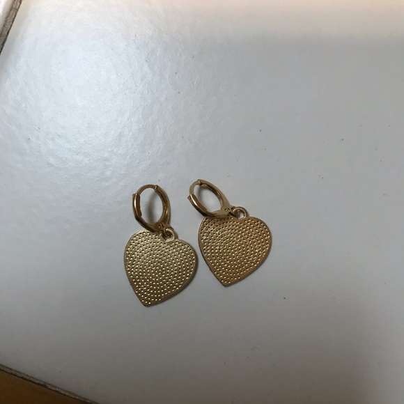Pair of Cute Heart Drop Blue Earrings Gold — Zinc Alloy 💙 Jewelry / Earring - Picture 3 of 4